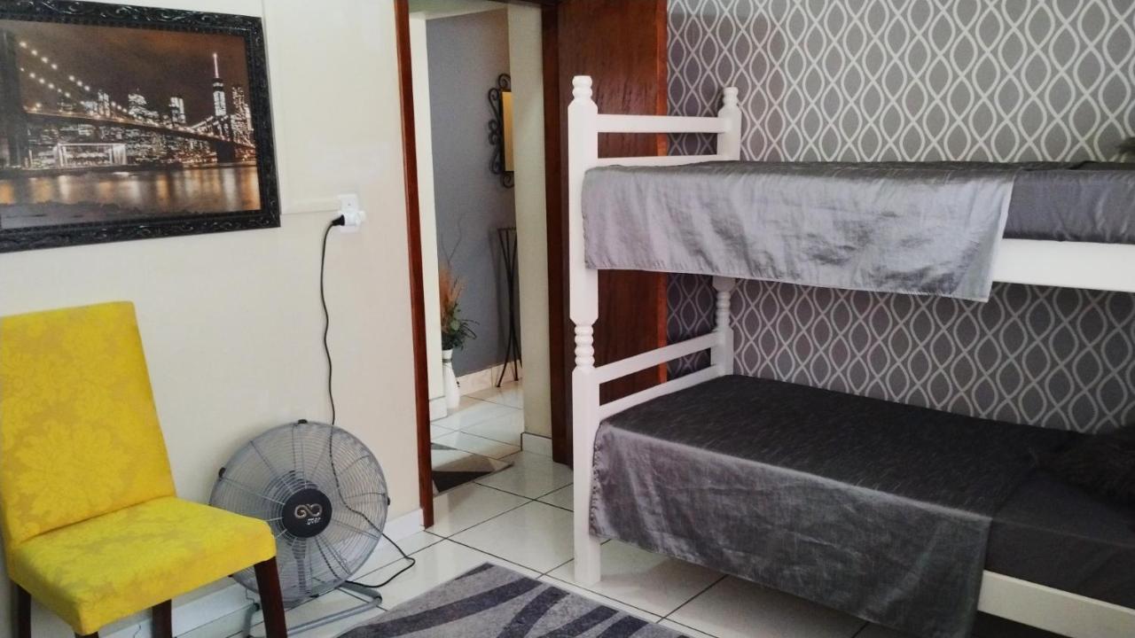 Hostel Sil Cardoso บลูเมเนา ภายนอก รูปภาพ