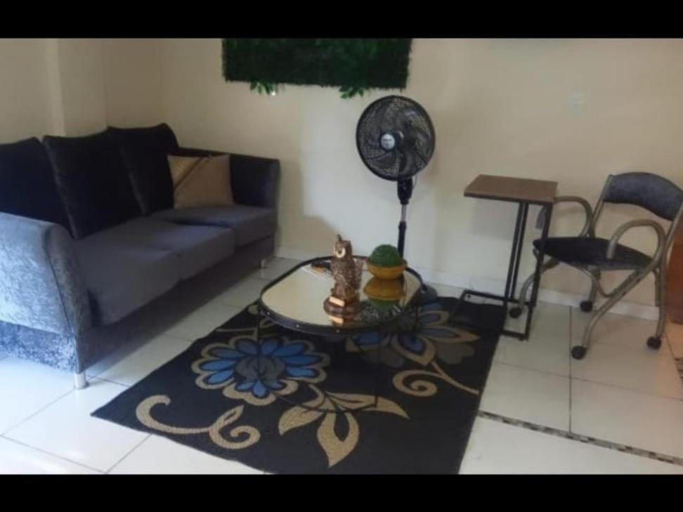 Hostel Sil Cardoso บลูเมเนา ภายนอก รูปภาพ
